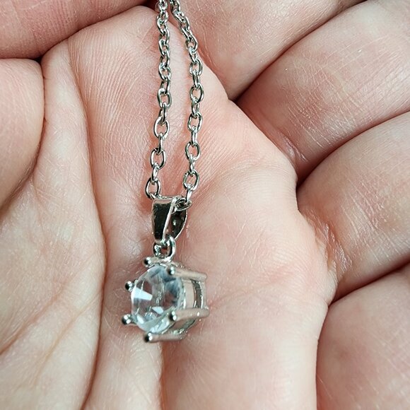 Amazon Hexagonal Zirconia Pendant Necklace - Picture 15 of 15